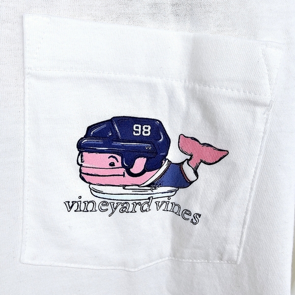 Vineyard Vines Ice Hockey Whale Long Sleeve White Shirt NWT - Picture 8 of 9
